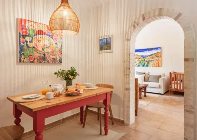 Vinya baby-friendly apartment has an open plan kitchen dining area leading onto the spacious lounge